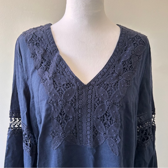 Lucy & Laurel Women’s size X Large Linen Blend Lace Tunic Long Sleeve Top Navy - Picture 5 of 10